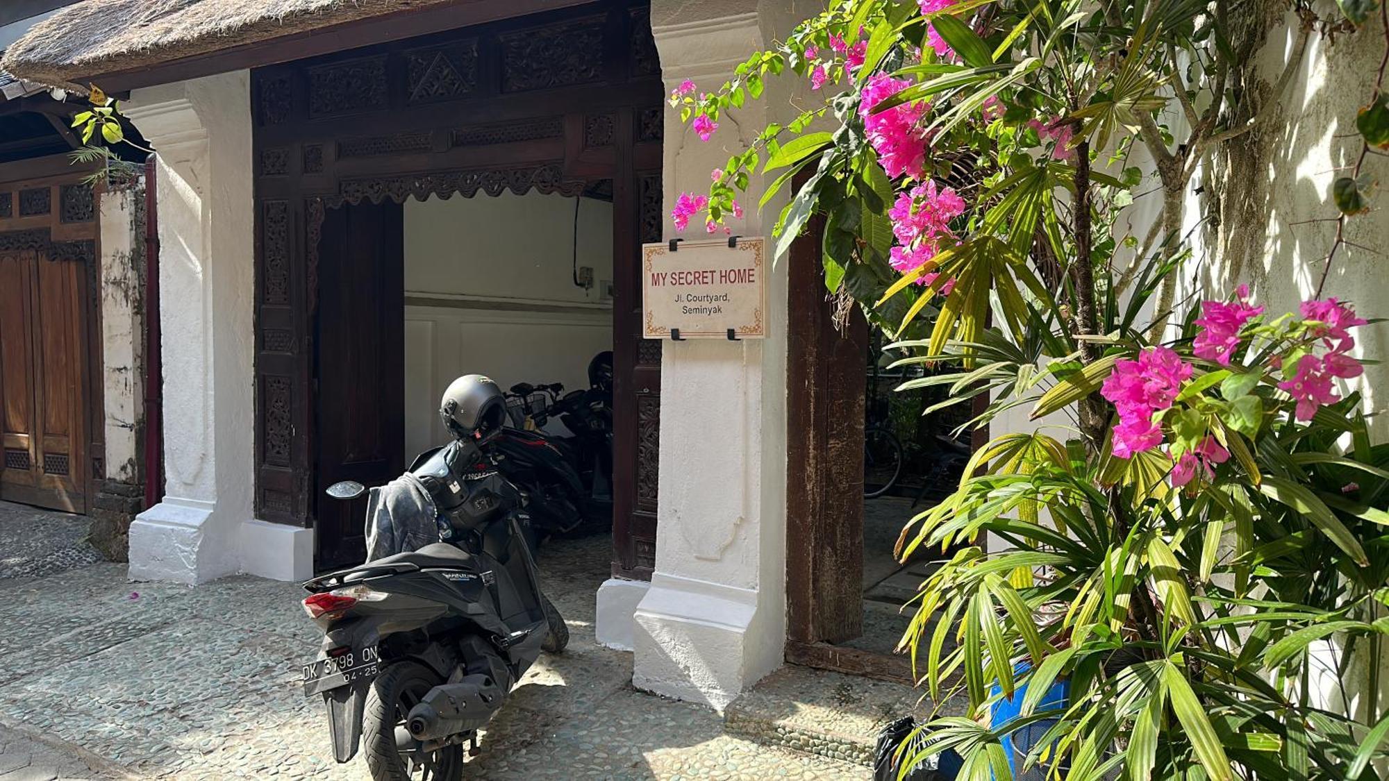My Secret Home Seminyak Exterior foto